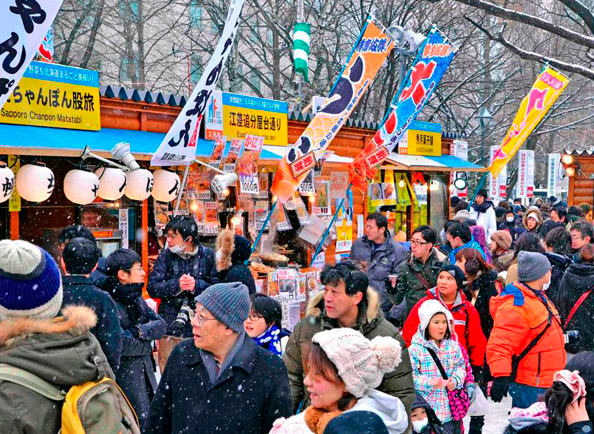 18年版 札幌雪まつりのグルメスポット カニ ウニ ホタテカレー 18年雪まつり情報まとめ